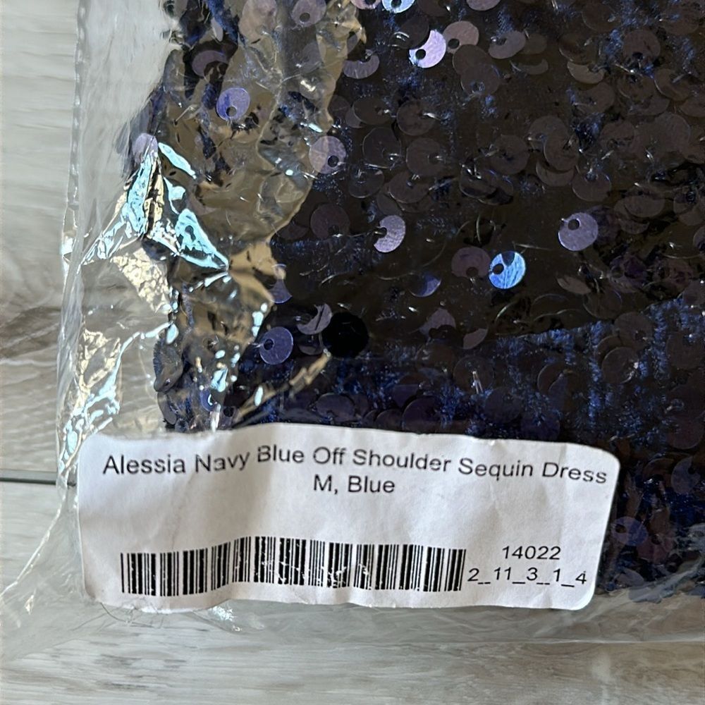 Emprada Alessia Navy Blue Off Shoulder Sequin Dress M Nwt In Packaging — image 5 of 7